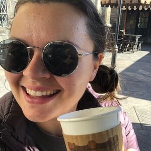 Meet your Posher, Amanda